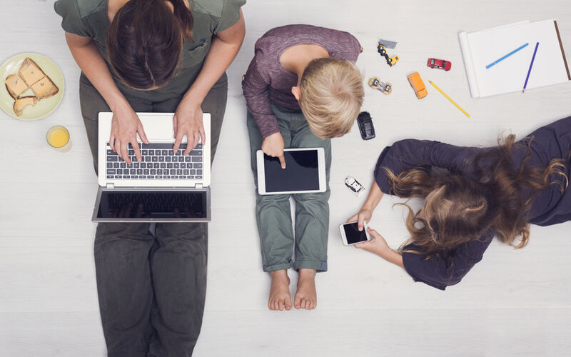 Beyond Pixels: Parenting Tips for Meaningful Digital Connections